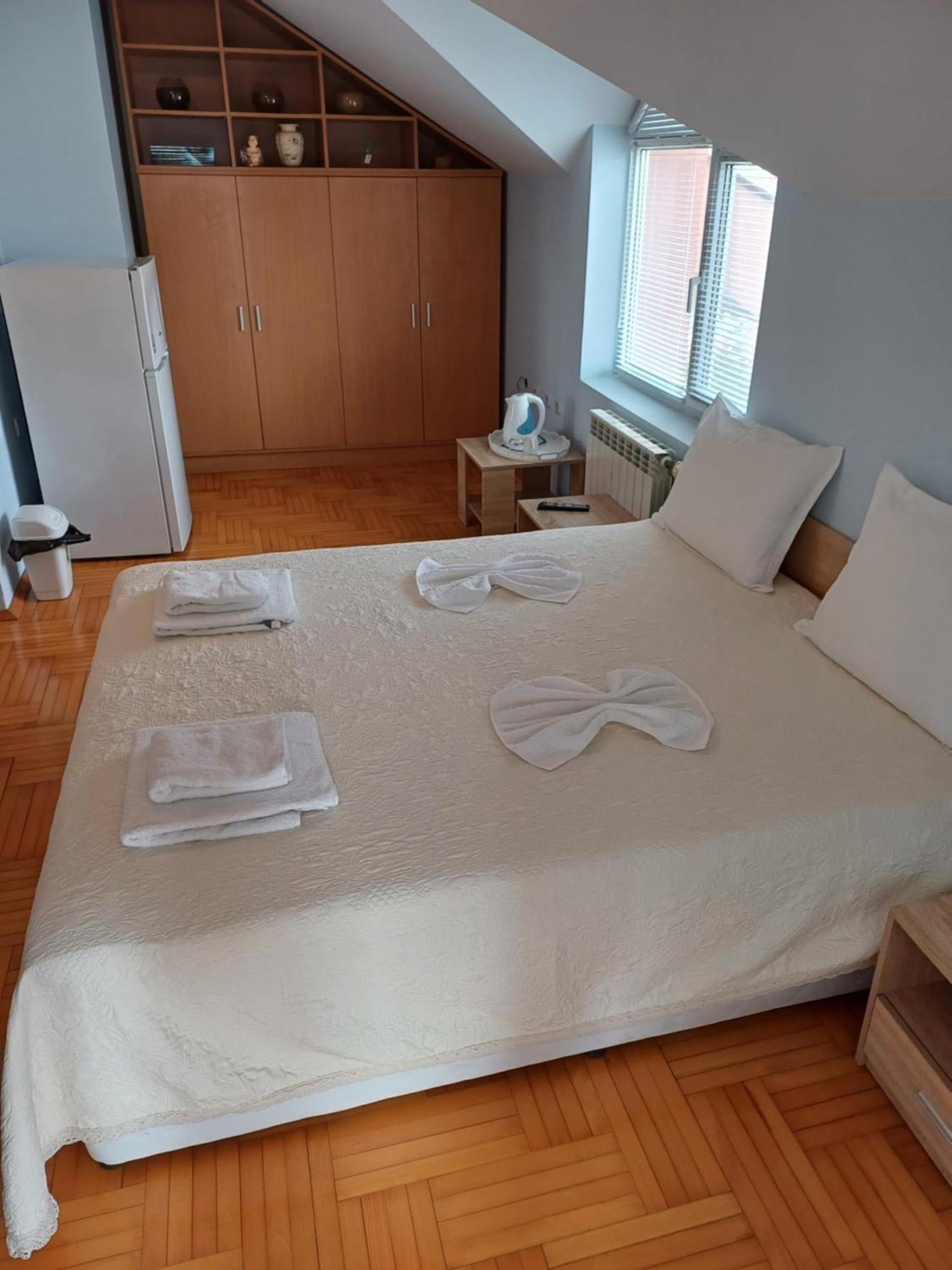 Guest Rooms Deva Burgas by Eksteriør bilde