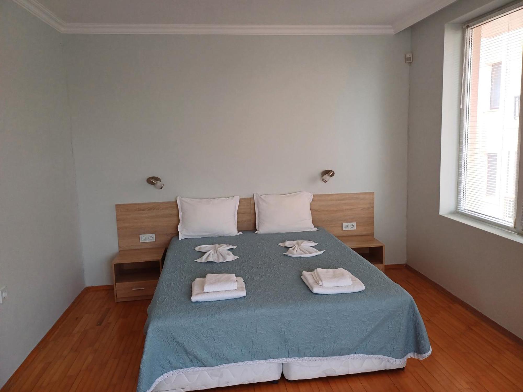 Guest Rooms Deva Burgas by Eksteriør bilde