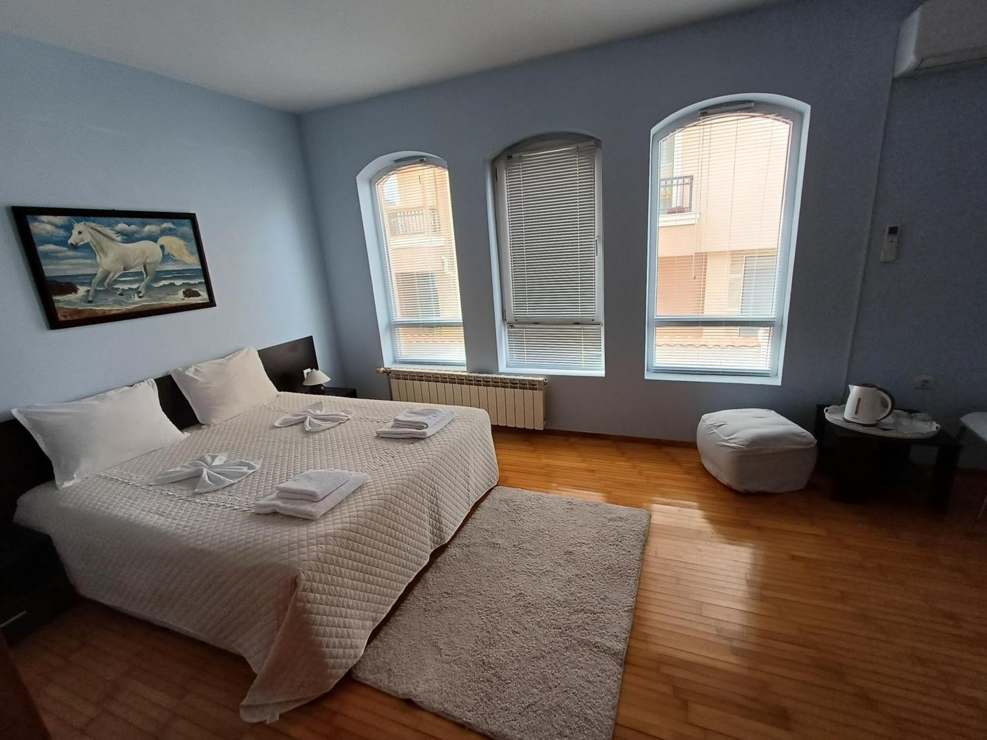 Guest Rooms Deva Burgas by Eksteriør bilde